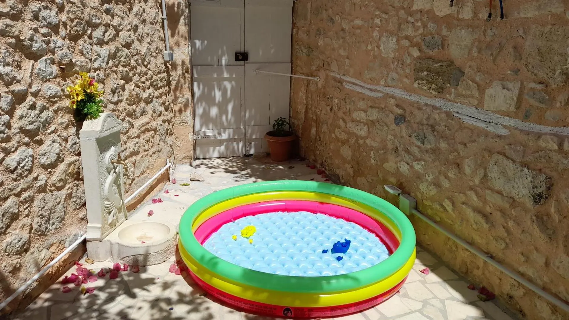 Heraklion Central House Experience Bendevis Greece